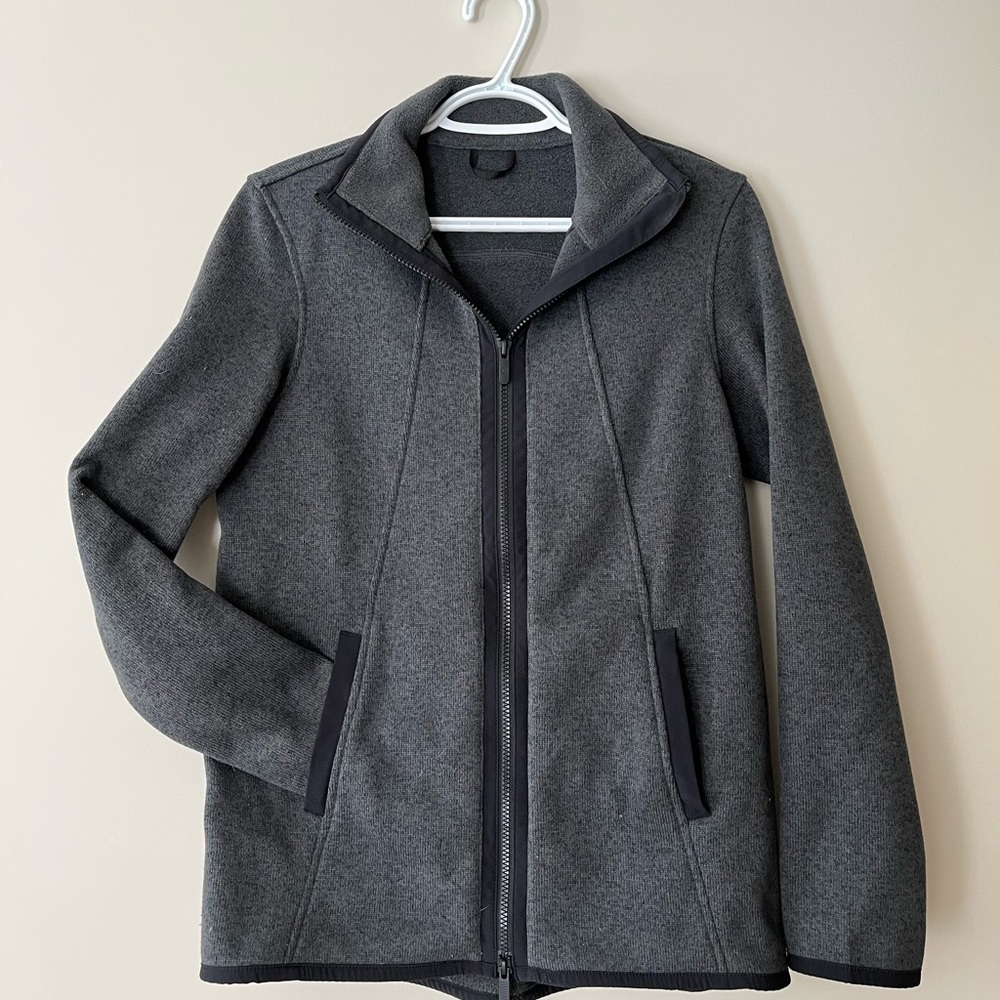 Lululemon Grey Fleece Zip Up Size 6